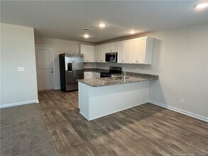 826 Tori Dr in Spring Lake, NC - Building Photo - Building Photo