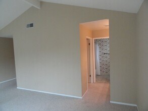 3850 Rio Rd in Carmel, CA - Building Photo - Building Photo