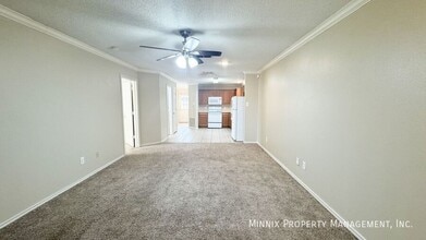 807 N Englewood Ave in Lubbock, TX - Building Photo - Building Photo