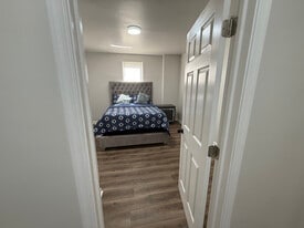 1 Maple Ave in Baltimore, MD - Building Photo