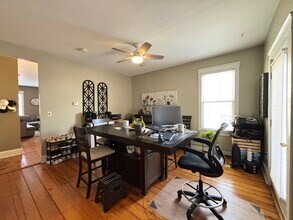 35 Mystic St, Unit 2 in Boston, MA - Building Photo - Building Photo