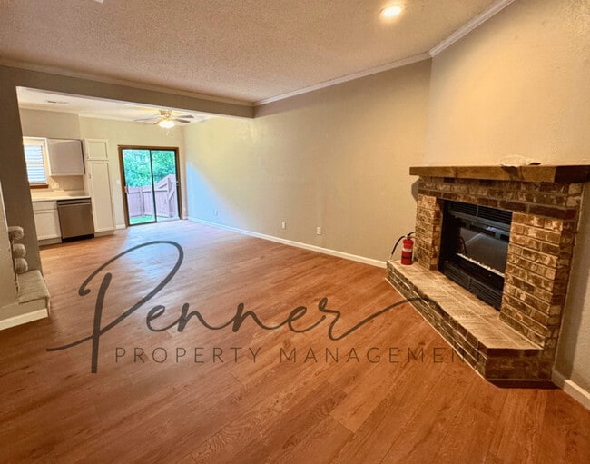 3536 NE Independence Ave in Lee's Summit, MO - Building Photo - Building Photo
