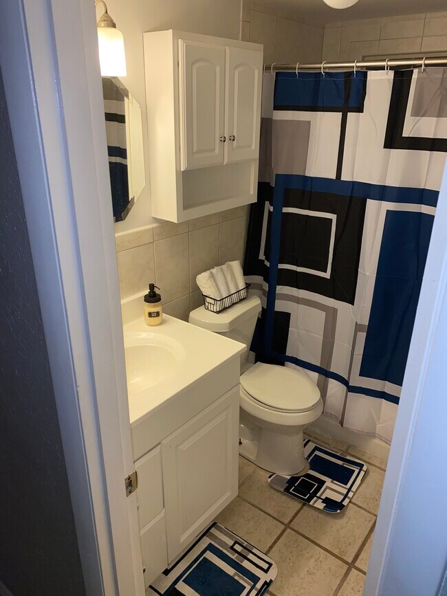 6115 7th Ave in New Port Richey, FL - Building Photo - Building Photo