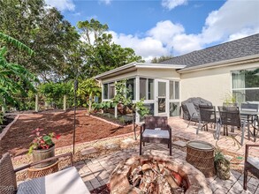 15004 Cloverdale Dr in Ft. Myers, FL - Building Photo - Building Photo