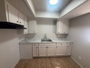 8144 Troost Ave in Kansas City, MO - Building Photo - Building Photo