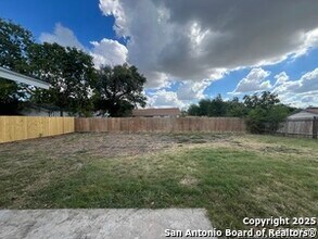 7102 Glen Point Dr in San Antonio, TX - Building Photo - Building Photo