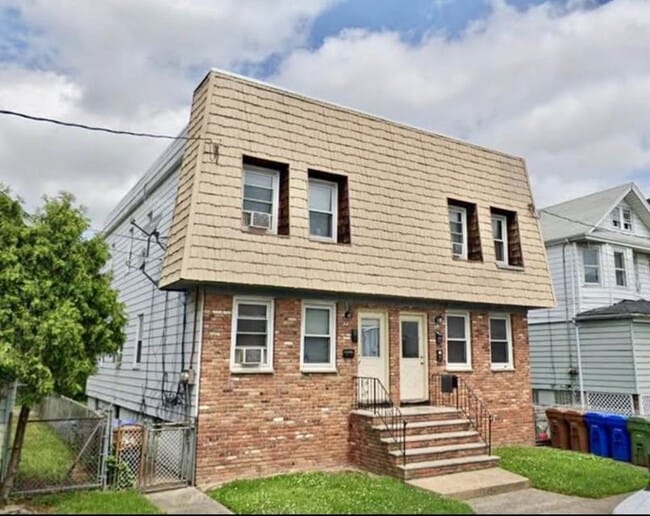 property at 34 W 10th St