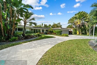 2617 Bayview Dr in Fort Lauderdale, FL - Building Photo - Building Photo