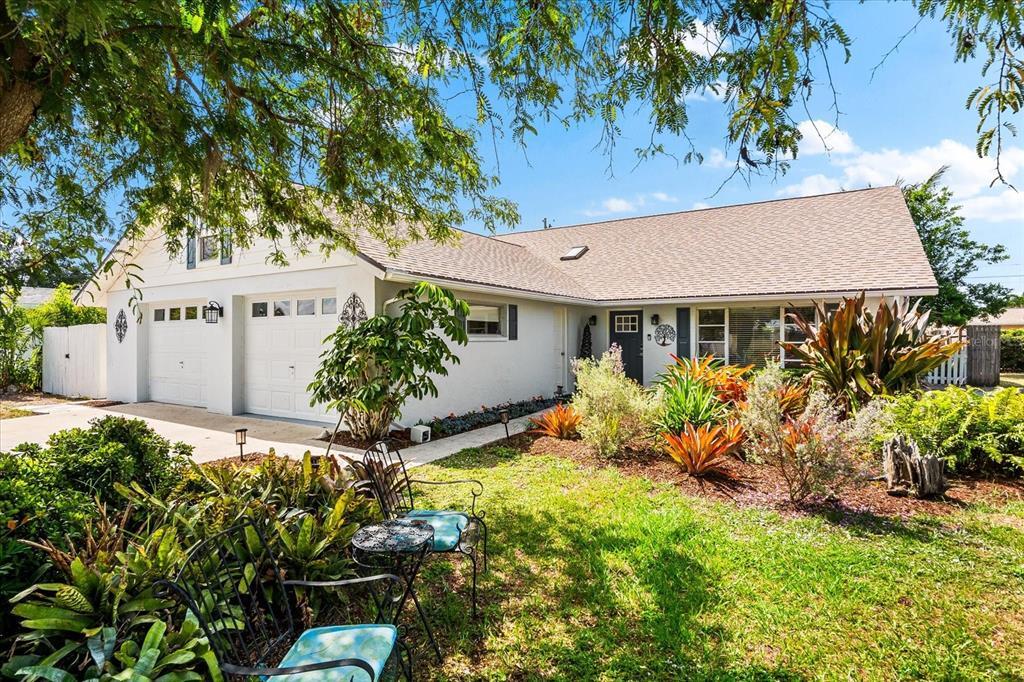 1718 Joyce St in Sarasota, FL - Building Photo