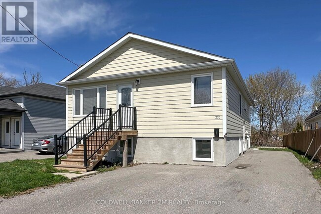 230-230 Annis St in Oshawa, ON - Building Photo - Building Photo