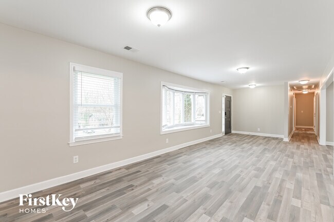 946 Hargett Ct in Stone Mountain, GA - Building Photo - Building Photo