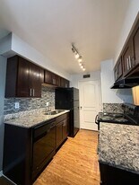 1901 Lakeview Cir in Lewisville, TX - Building Photo