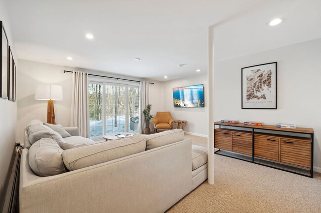 589 Laconia Rd in Tilton, NH - Building Photo - Building Photo