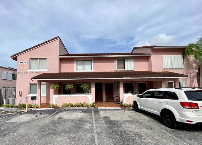 8039 Lake Dr