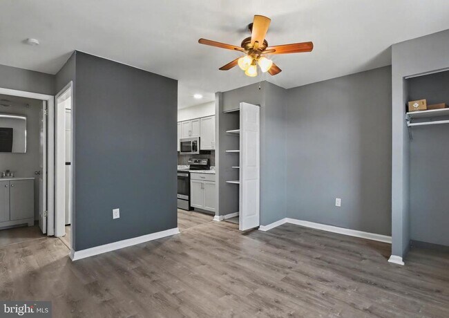 1412 Whitpain Hills in Blue Bell, PA - Building Photo - Building Photo