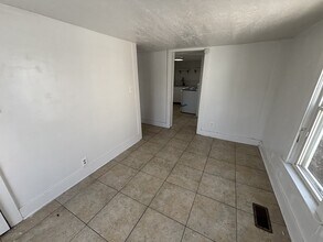1348 Gross Ave NE in Canton, OH - Building Photo - Building Photo