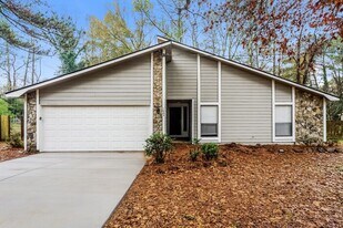 1483 Flat Rock Rd in Stockbridge, GA - Building Photo