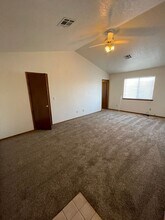 5015 Emerald St in Las Cruces, NM - Building Photo - Building Photo