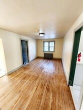 143 Leafy Greene St in Stroudsburg, PA - Building Photo - Building Photo