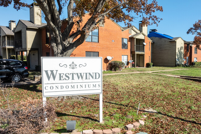 Westwind Condominiums in Garland, TX - Building Photo - Building Photo