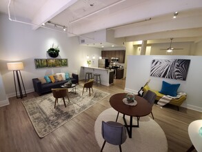 Newberry Lofts on 6th in Cincinnati, OH - Building Photo - Building Photo