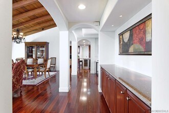 5595 Rutgers Rd in San Diego, CA - Building Photo - Building Photo