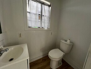 4734 Wyandotte St in Baton Rouge, LA - Foto de edificio - Building Photo