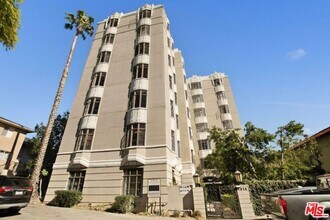 1314 Hayworth Ave, Unit 403 in West Hollywood, CA - Building Photo - Building Photo