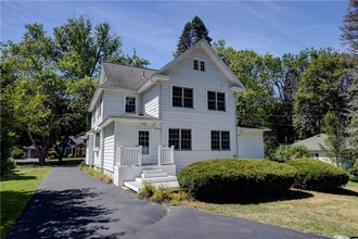 106 Ellingwood Dr in Rochester, NY - Building Photo - Building Photo
