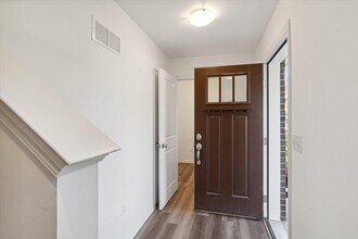 525 Jenny Wy in Brighton, MI - Building Photo - Building Photo