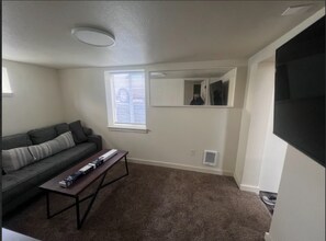 1206 Gregory Way in Bremerton, WA - Building Photo - Building Photo