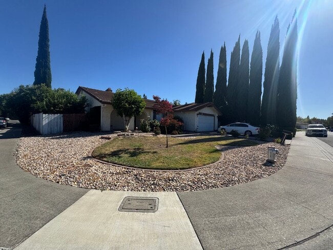 property at 18 Six Rivers Cir