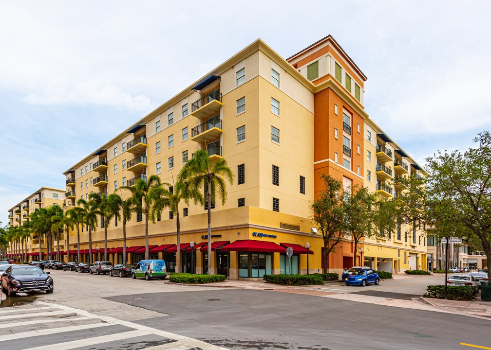 250 Altara Ave in Coral Gables, FL - Building Photo