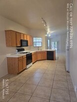 9467 Descending Creek St in Las Vegas, NV - Building Photo