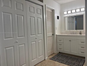 557 High Point Dr in Delray Beach, FL - Building Photo - Building Photo