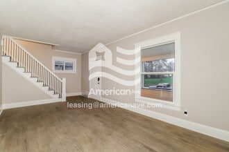 829 E Dayton St in South Bend, IN - Building Photo - Building Photo