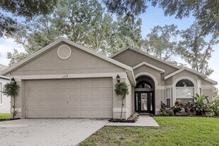 748 White Ivey Ct in Apopka, FL - Building Photo
