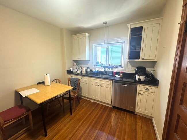 258 Boston Ave, Unit 2