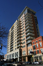 The Venetian in Chicago, IL - Building Photo - Building Photo