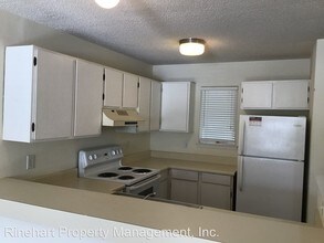 1684 Eagles Pl-Unit -Suite F-10 in Rock Hill, SC - Building Photo - Building Photo