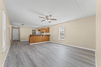 3911 County Rd 183 in Alvin, TX - Building Photo - Building Photo