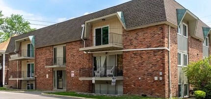 Midtown Westport in Kansas City, MO - Foto de edificio - Building Photo