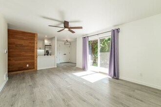 7201 224th St SW in Edmonds, WA - Building Photo - Building Photo