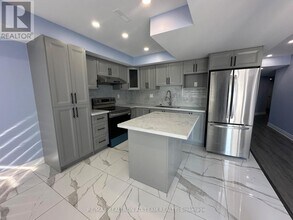 186 Boundary Blvd in Markham, ON - Building Photo - Building Photo