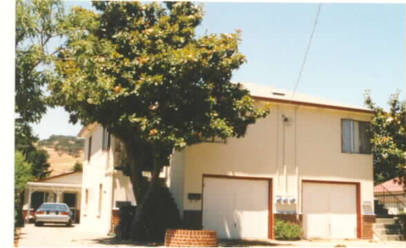 3110-3120 3122 Castro St in Martinez, CA - Building Photo - Building Photo