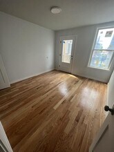 11 Douglas St in Boston, MA - Building Photo - Building Photo