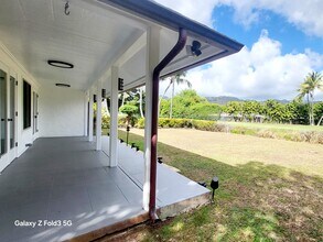 961 Kealaolu Ave in Honolulu, HI - Building Photo - Building Photo