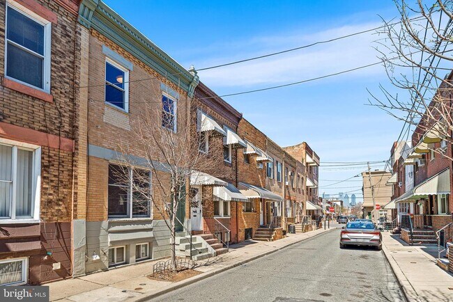 2214 S Hicks St in Philadelphia, PA - Building Photo - Building Photo