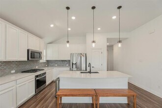 1808 Donetto Dr in Leander, TX - Building Photo - Building Photo