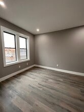 12 Bergen Ave, Unit 13 in Jersey City, NJ - Building Photo - Building Photo